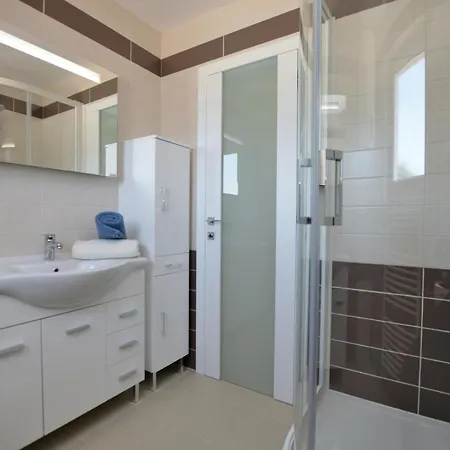Apartment Sofia Martinšćica