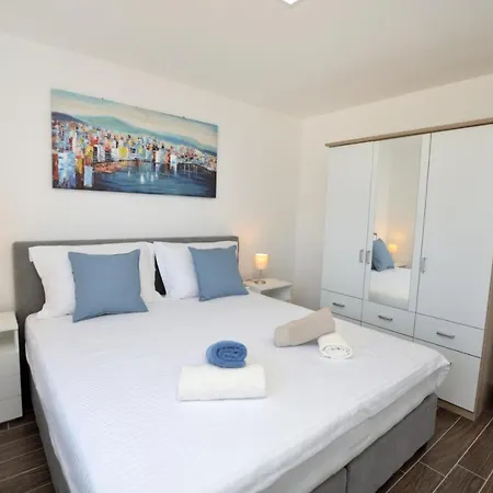 Sofia Apartment *
